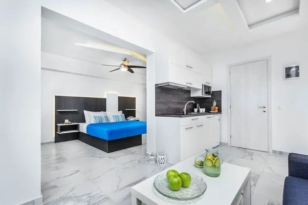 Deluxe Stüdyo, Sigara İçilmez