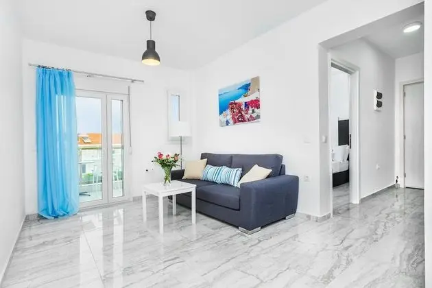 Deluxe Stüdyo, Sigara İçilmez