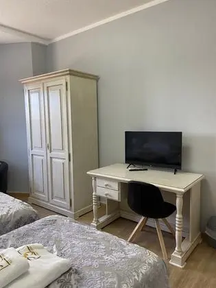 Deluxe Tek Büyük veya İki Ayrı Yataklı Oda, Özel Banyo (Deluxe Doppelzimmer)