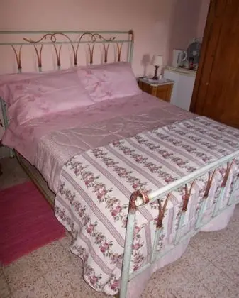 Tek Büyük Yataklı Oda, 1 Büyük (Queen) Boy Yatak, Sigara İçilmez