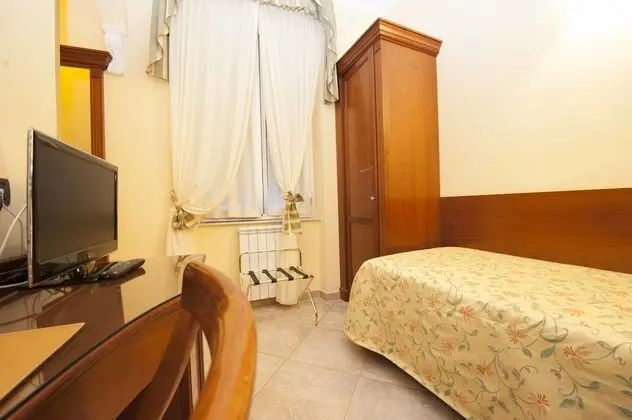 Tek Kişilik Oda