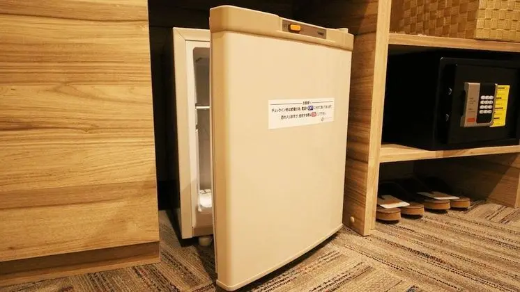 Tek Kişilik Oda, Sigara İçilebilir (with Shower)