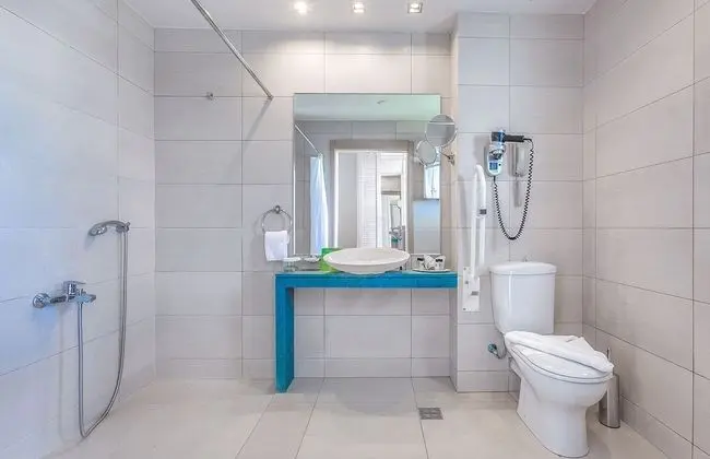 Double or Twin Room - Wheelchair Accessible