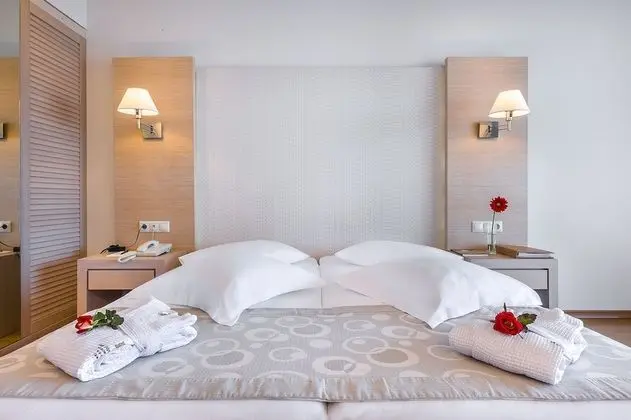 Double or Twin Room - Wheelchair Accessible