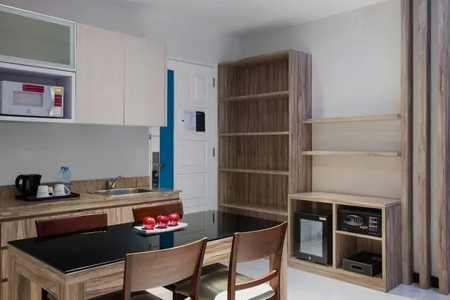 Süit (Fabroom)