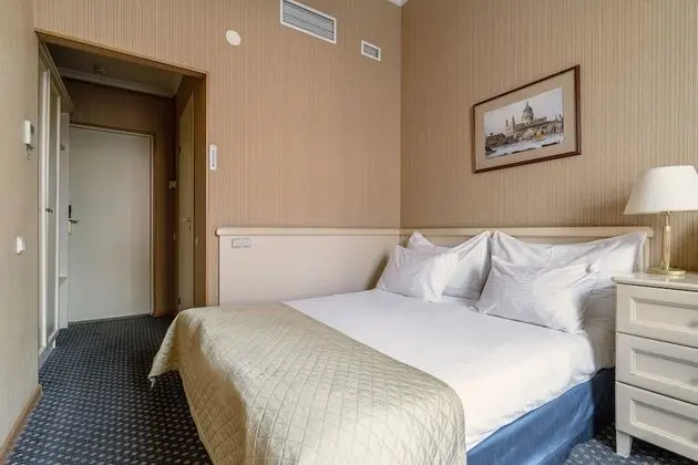 Comfort Tek Büyük Yataklı Oda