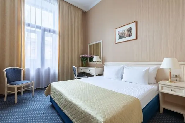 Superior Tek Büyük veya İki Ayrı Yataklı Oda