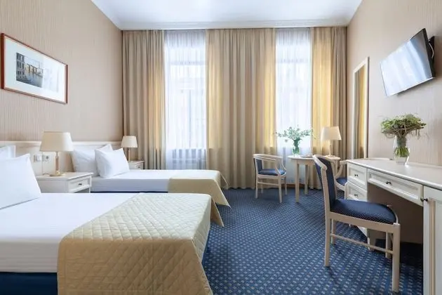 Superior Tek Büyük veya İki Ayrı Yataklı Oda