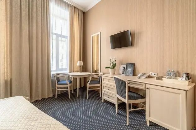 Superior Tek Büyük veya İki Ayrı Yataklı Oda