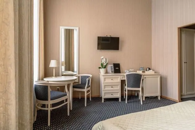 Superior Tek Büyük veya İki Ayrı Yataklı Oda