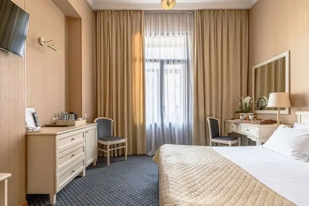 Superior Tek Büyük veya İki Ayrı Yataklı Oda