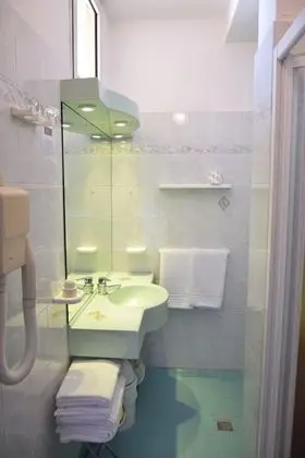 Comfort Dört Kişilik Oda