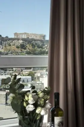 Üç Kişilik Oda (Acropolis Frame)