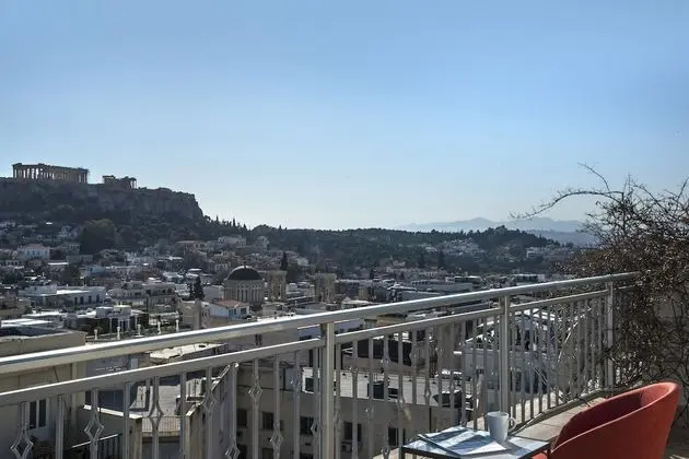 Üç Kişilik Oda (Acropolis Frame)