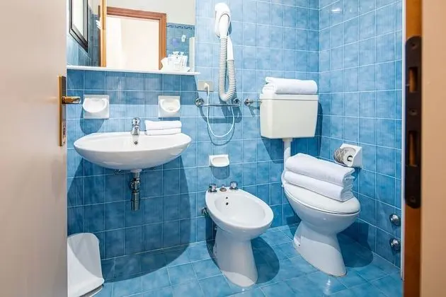 Standard Üç Kişilik Oda, Balkon
