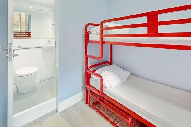 Bed in 6-bed mixed dormitory room