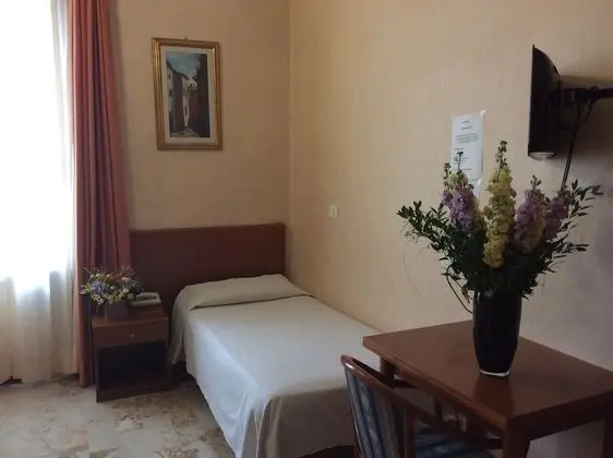 Tek Kişilik Oda