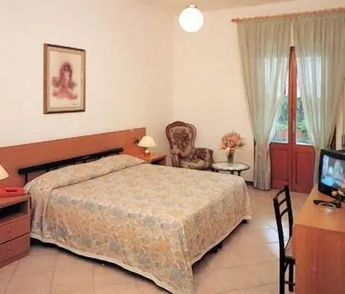 Tek Büyük Yataklı Oda, Balkon