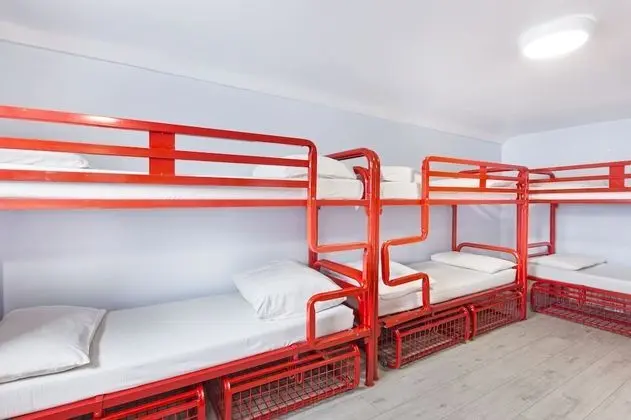 8 Bed Mixed Dorm Lower Floors Shared Bathroom
