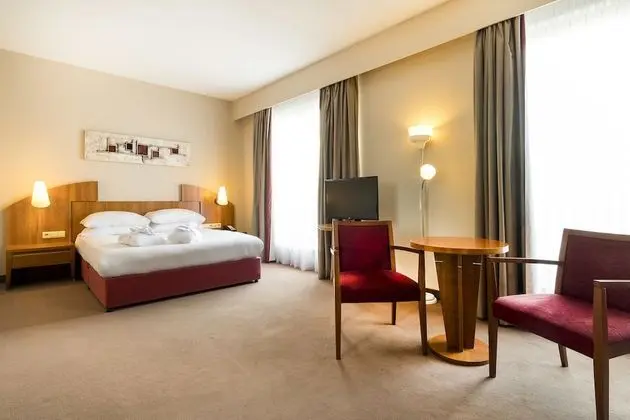 Deluxe Tek Büyük Yataklı Oda, 1 Büyük (Queen) Boy Yatak