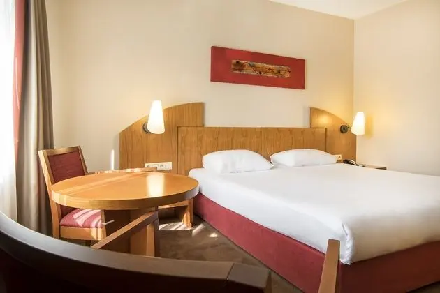 Standard Tek Büyük veya İki Ayrı Yataklı Oda