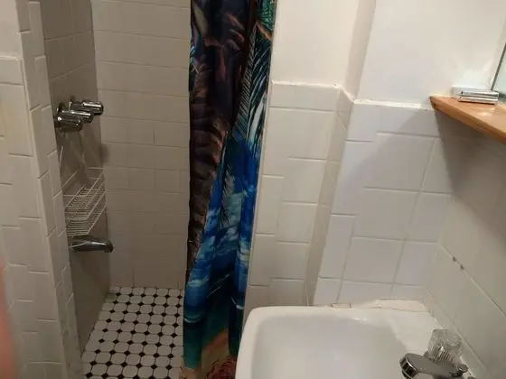 Oda, Özel Banyo (Guest room)