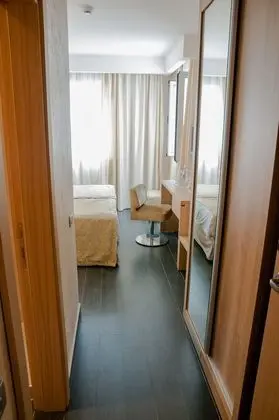 Standard Tek Büyük veya İki Ayrı Yataklı Oda
