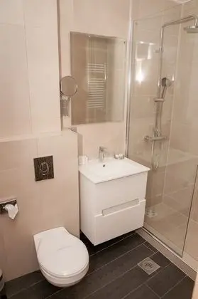 Standard Tek Büyük veya İki Ayrı Yataklı Oda