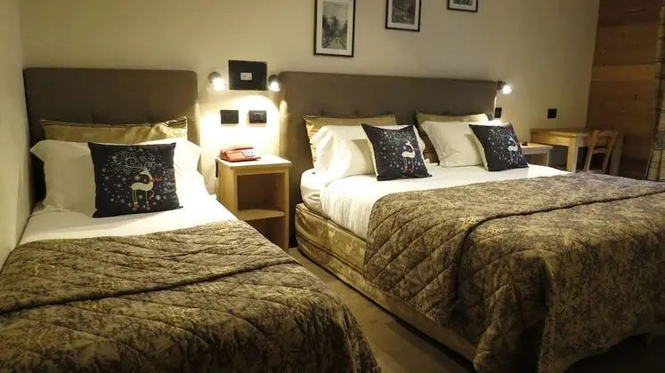 Economy Üç Kişilik Oda