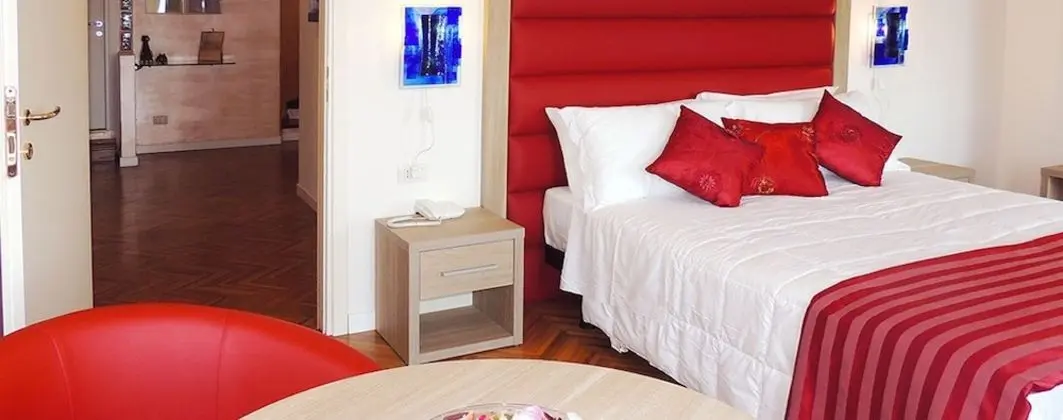 Standard Büyük Yataklı Tek Kişilik Oda