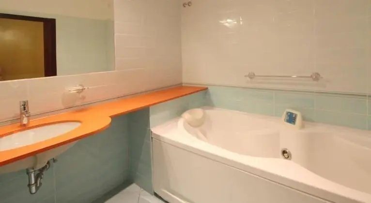 Standard Büyük Yataklı Tek Kişilik Oda