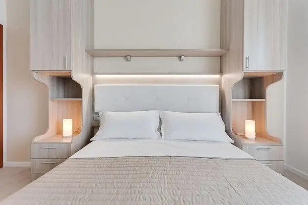 Tek Büyük Yataklı Oda