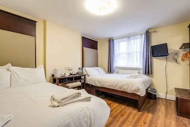 Üç Kişilik Oda, Banyolu/Duşlu (Double & Single Bed)