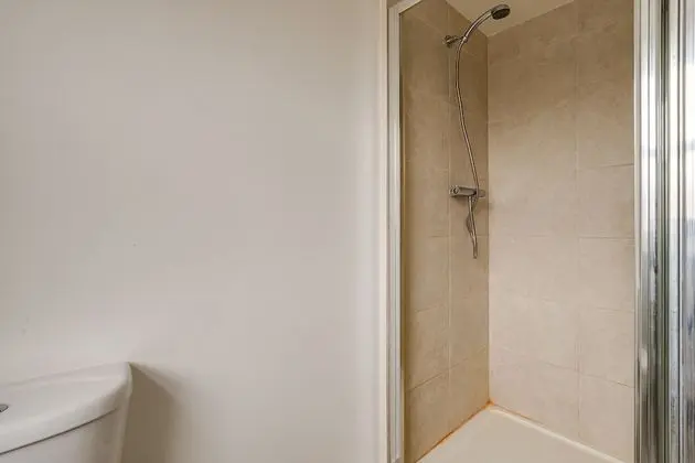 Üç Kişilik Oda, Banyolu/Duşlu (Double & Single Bed)