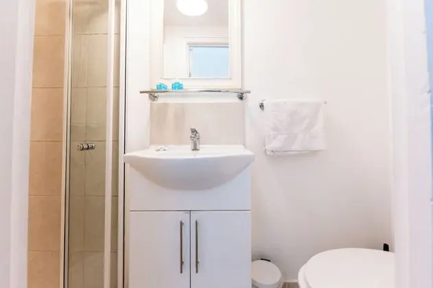 Üç Kişilik Oda, Banyolu/Duşlu (Double & Single Bed)