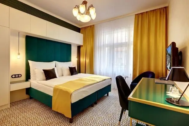 Comfort Tek Büyük Yataklı Oda, Şehir Manzaralı