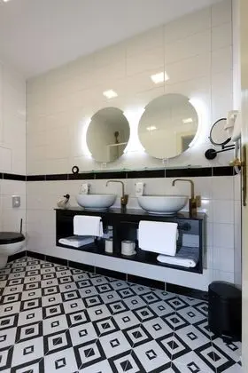 Comfort Tek Büyük Yataklı Oda, Şehir Manzaralı