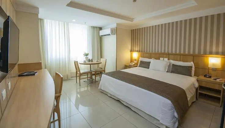 Luxury Tek Büyük Yataklı Oda