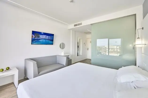 Deluxe Oda, Balkon, Havuz Manzaralı