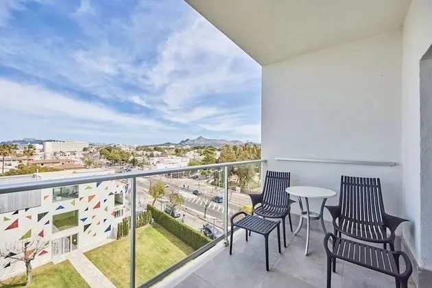 Deluxe Oda, Balkon, Havuz Manzaralı