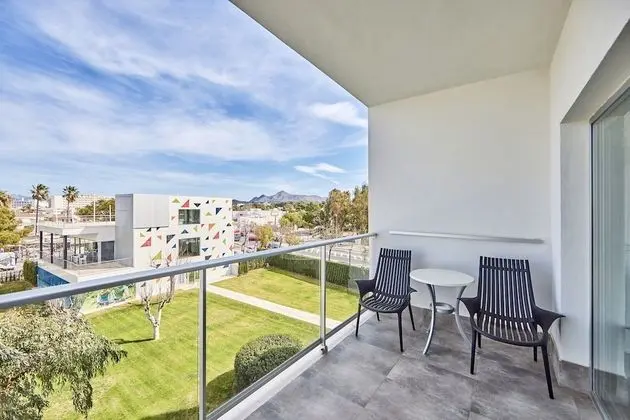 İki Ayrı Yataklı Oda, Balkon