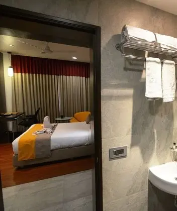 Deluxe Tek Büyük Yataklı Oda
