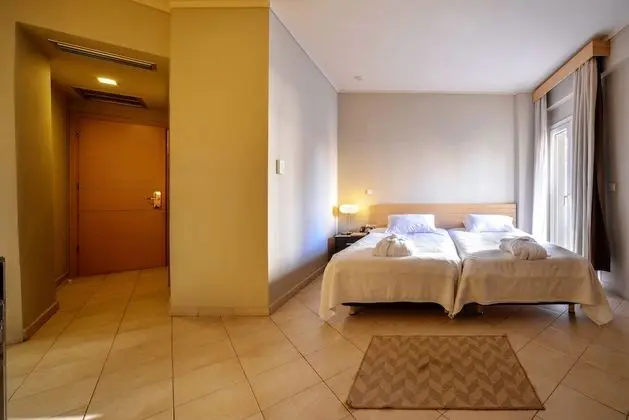 City Tek Büyük Yataklı Oda, Balkon, Şehir Manzaralı