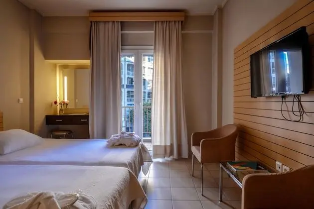 City Tek Büyük Yataklı Oda, Balkon, Şehir Manzaralı