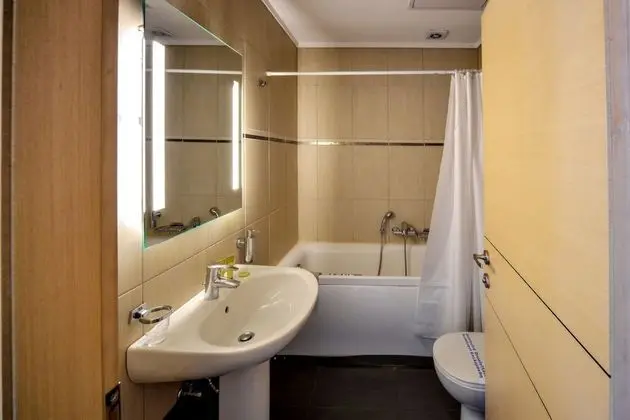 City Tek Büyük Yataklı Oda, Balkon, Şehir Manzaralı
