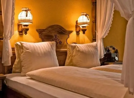 Tek Büyük Yataklı Oda, Balkon