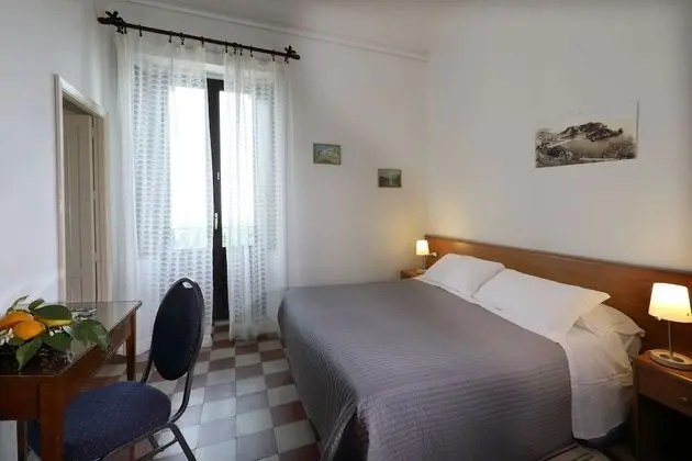 Standard Tek Büyük veya İki Ayrı Yataklı Oda, Balkon, Deniz Manzaralı