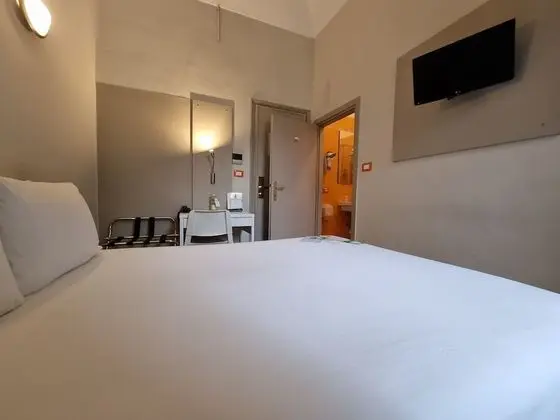 Basic Tek Büyük Yataklı Oda, Özel Banyo