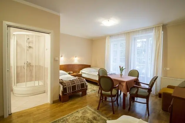 Comfort Tek Büyük Yataklı Oda, 2 Tek Kişilik Yatak, Bahçe Manzaralı (Room #14)