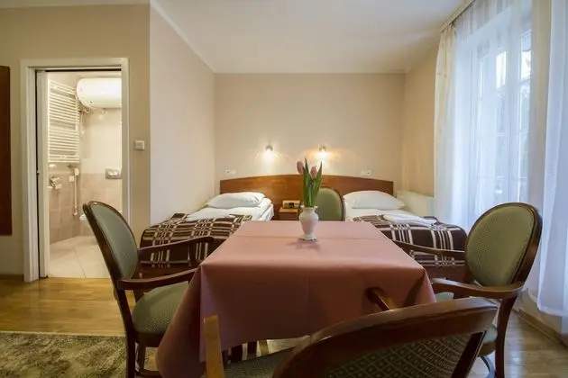Comfort Tek Büyük Yataklı Oda, 2 Tek Kişilik Yatak, Bahçe Manzaralı (Room #14)
